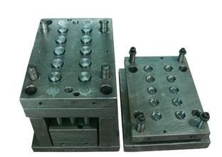 Modelagem por injeção conduzida de lente ótica em lentes da lâmpada do streat da porcelana, em material do PC ou do PMMA, em serviço do ODM e do OEM